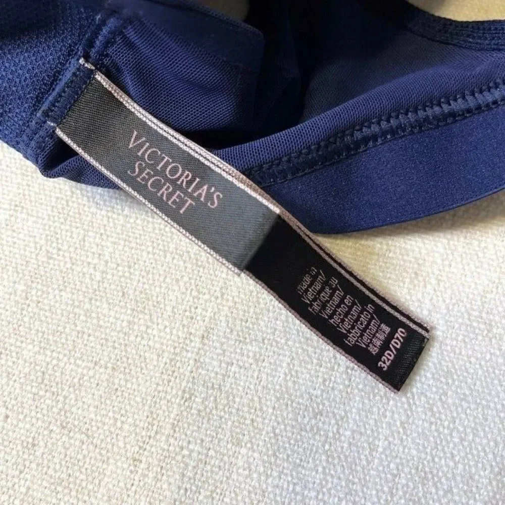 Victoria Secret Navy Leopard Plunge Strappy Sports Bra 32D